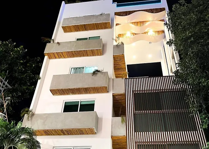 40, 2 Bdr Penthouse, Jacuzzi Privado Apartamento Playa del Carmen